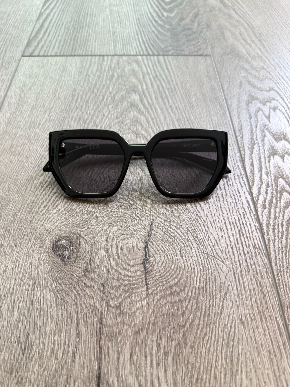 quay australia contured black square retro modern cat eye sunglasses eyewear NEW